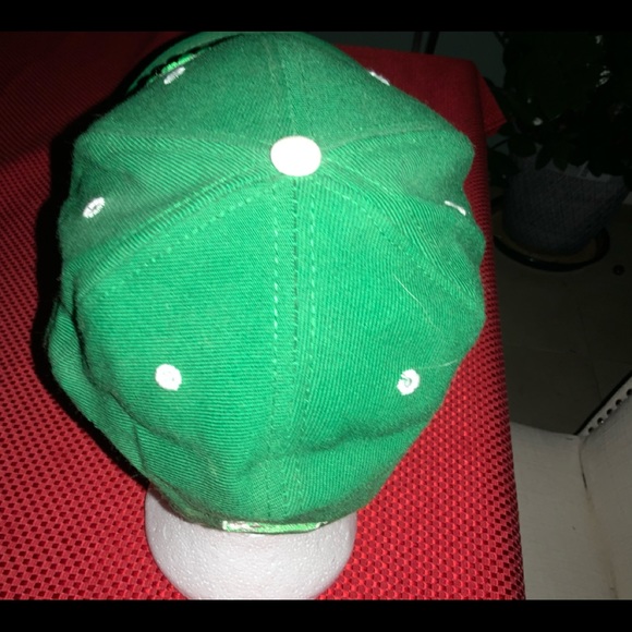 Boston Celtics Green Hat - Picture 7 of 8